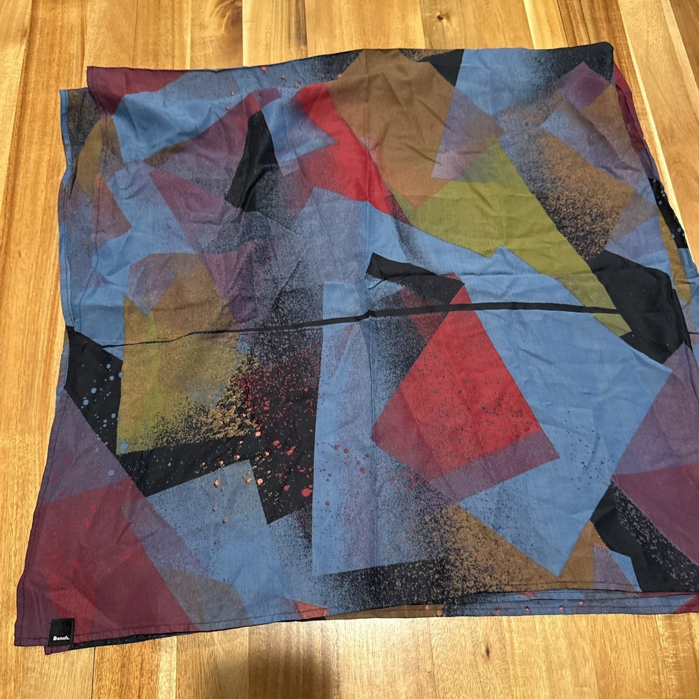 Bench NWT Modal Scarf Geometric Abstract Lightweight Wrap Retro 80s style